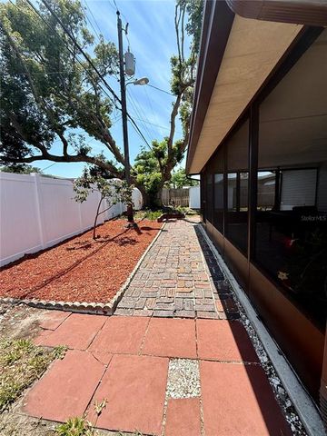 11452 81ST PLACE, Seminole, FL 33772