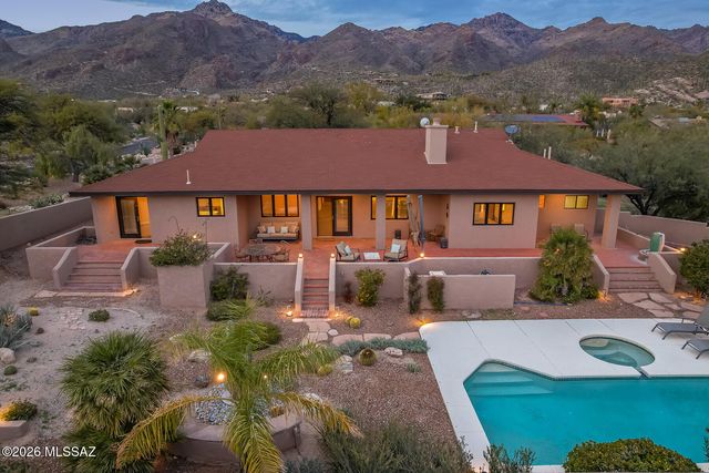 6080 N Sabino Shadow Lane, Tucson, AZ 85750