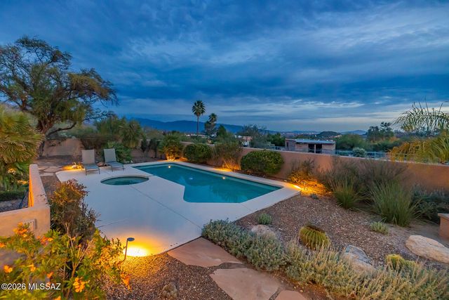 6080 N Sabino Shadow Lane, Tucson, AZ 85750