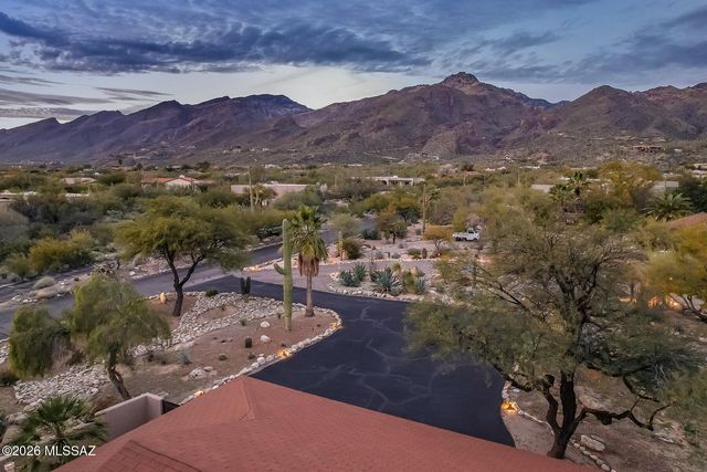 6080 N Sabino Shadow Lane, Tucson, AZ 85750