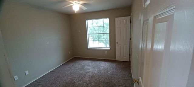 18101 Topsail ST, Manor, TX 78653