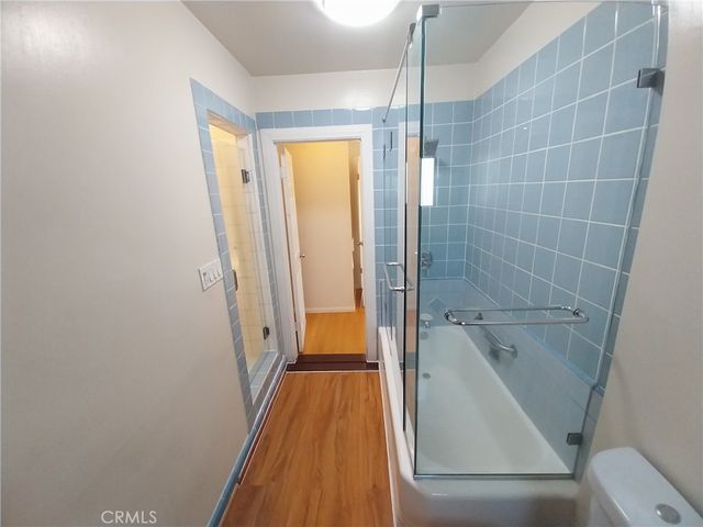 7051 3rd, Los Angeles, CA 90043