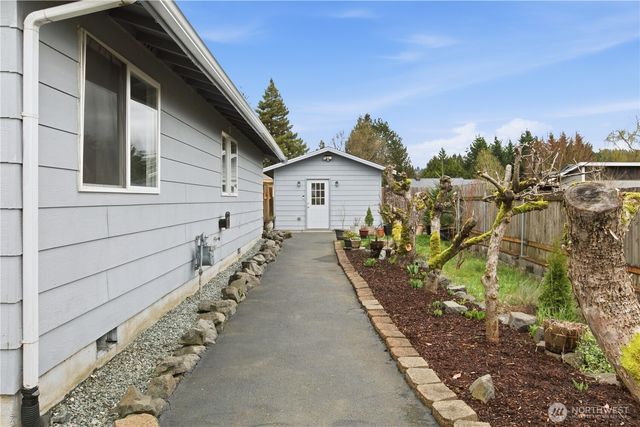 107 Butte Avenue, Pacific, WA 98047
