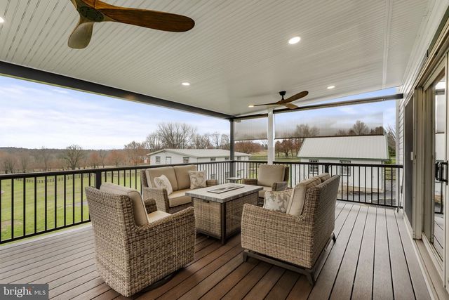 1435 NEWPORT RD, Manheim, PA 17545