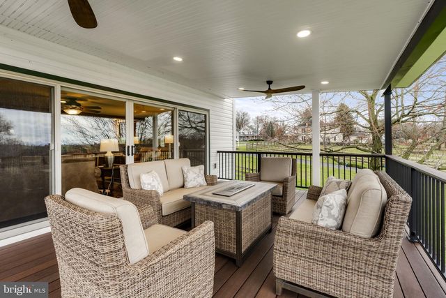 1435 NEWPORT RD, Manheim, PA 17545
