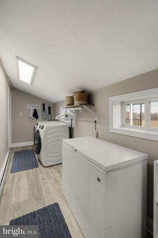 1435 NEWPORT RD, Manheim, PA 17545