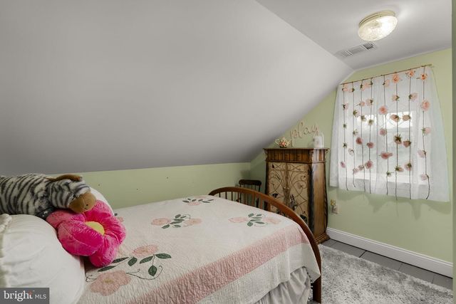 1435 NEWPORT RD, Manheim, PA 17545