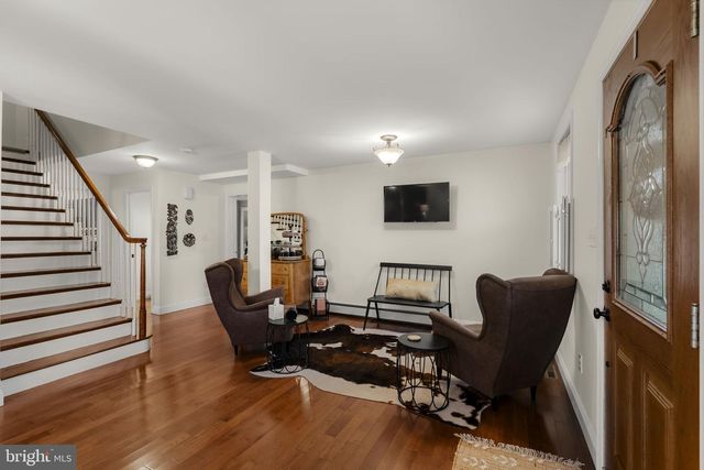 1435 NEWPORT RD, Manheim, PA 17545
