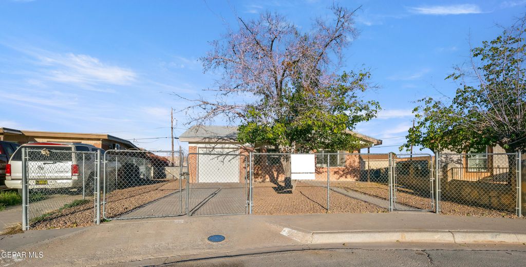 9217 PLYMOUTH Drive, El Paso, TX 79907