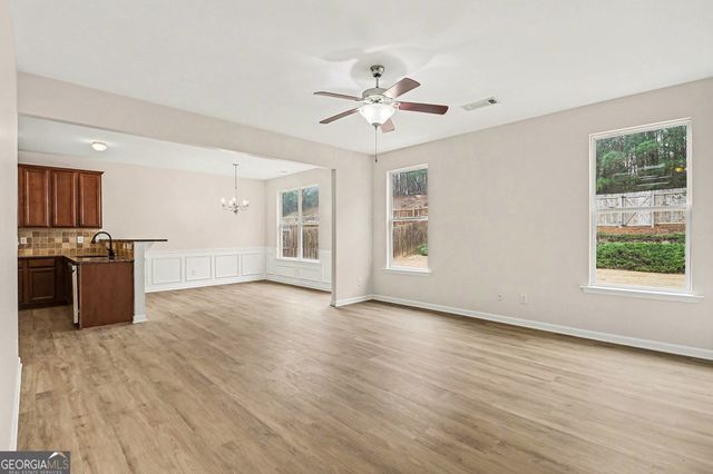 1560 Parkside Village Drive, Cumming, GA 30040