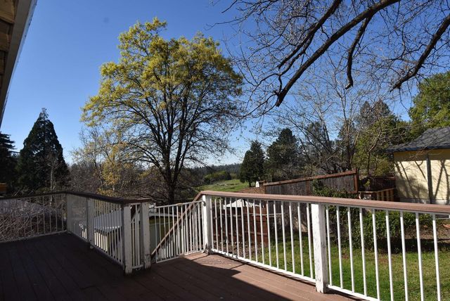 10091 East Dr, Grass Valley, CA 95945