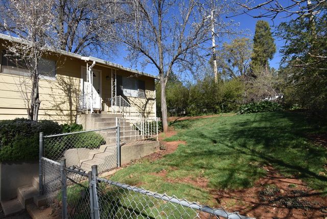 10091 East Dr, Grass Valley, CA 95945