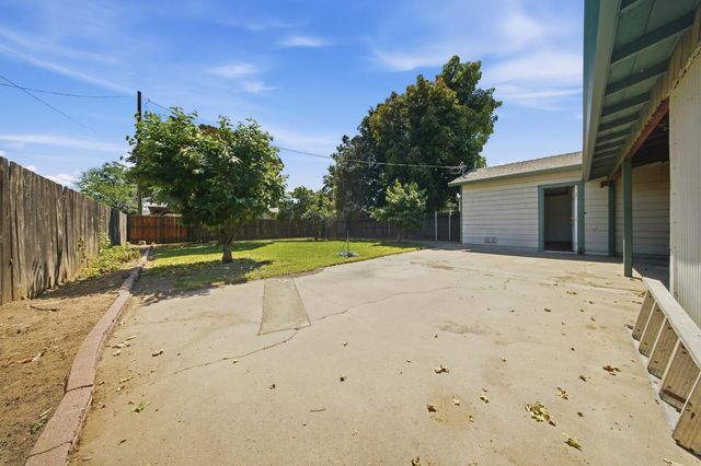 720 N School St, Lodi, CA 95240