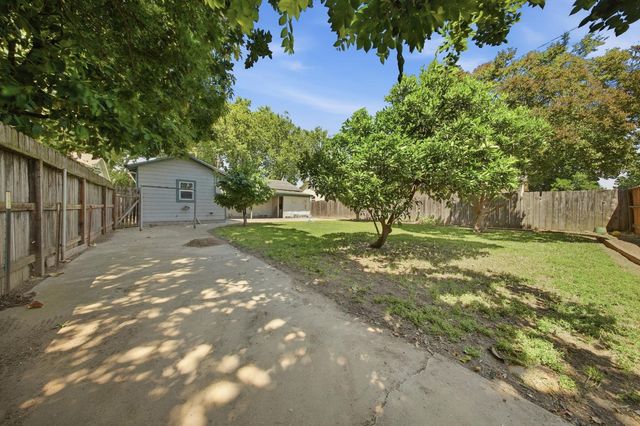 720 N School St, Lodi, CA 95240