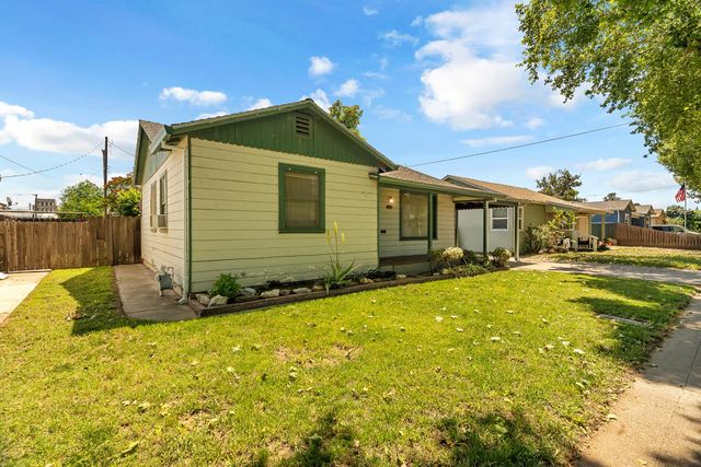 720 N School St, Lodi, CA 95240
