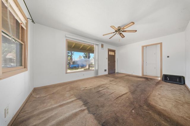 720 N School St, Lodi, CA 95240