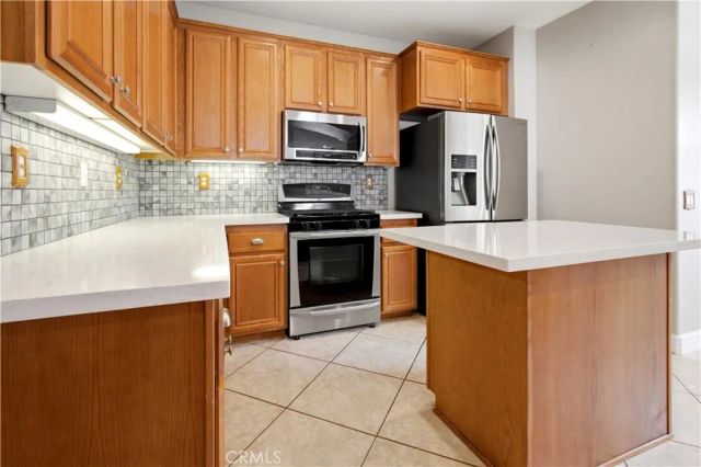 30365 Glen Ellen Circle, Murrieta, CA 92563