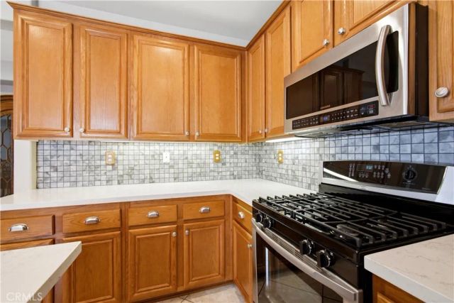 30365 Glen Ellen Circle, Murrieta, CA 92563