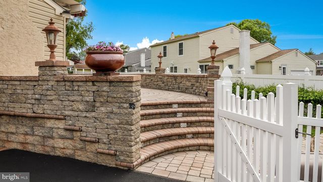1815 CYNTHIA LN, Feasterville Trevose, PA 19053