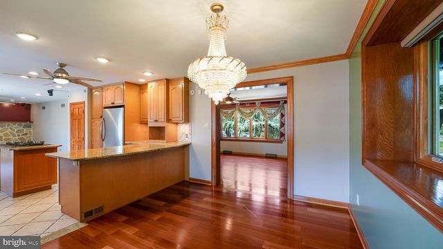 1815 CYNTHIA LN, Feasterville Trevose, PA 19053
