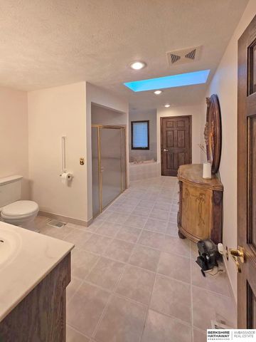 3022 Pleasant Drive, Bellevue, NE 68147