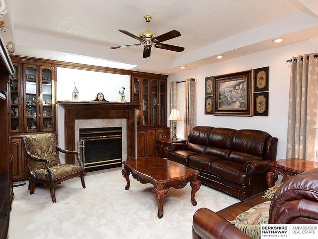 3022 Pleasant Drive, Bellevue, NE 68147