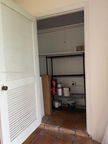 3141 N Palm Aire Dr 3141, Pompano Beach, FL 33069