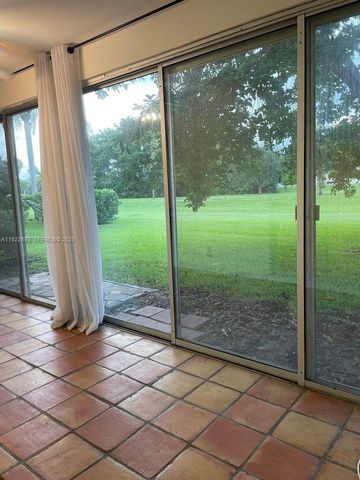 3141 N Palm Aire Dr 3141, Pompano Beach, FL 33069