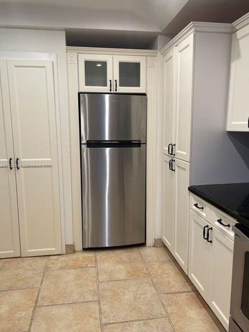 3141 N Palm Aire Dr 3141, Pompano Beach, FL 33069