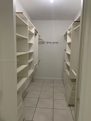 3141 N Palm Aire Dr 3141, Pompano Beach, FL 33069