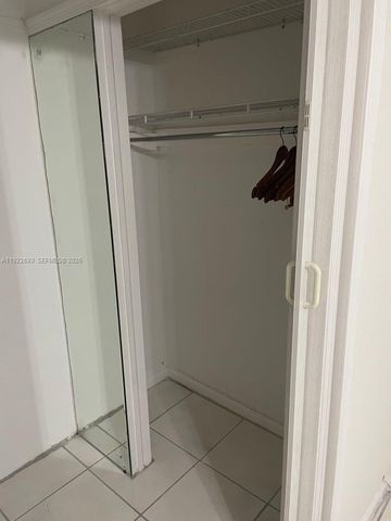 3141 N Palm Aire Dr 3141, Pompano Beach, FL 33069