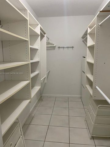 3141 N Palm Aire Dr 3141, Pompano Beach, FL 33069