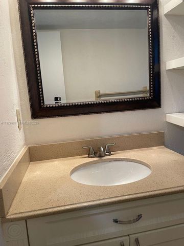 3141 N Palm Aire Dr 3141, Pompano Beach, FL 33069