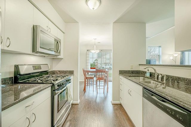 2831 HOLBORN Circle, Madison, WI 53718