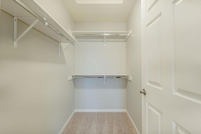 2831 HOLBORN Circle, Madison, WI 53718