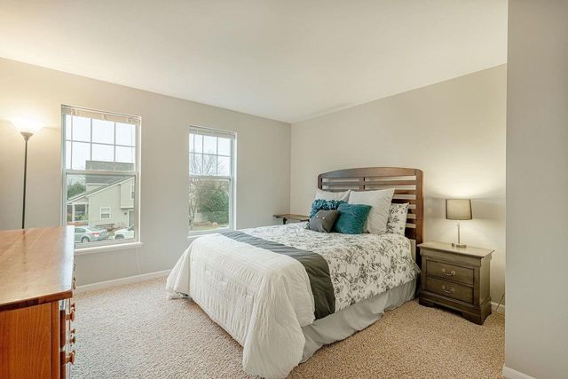 2831 HOLBORN Circle, Madison, WI 53718