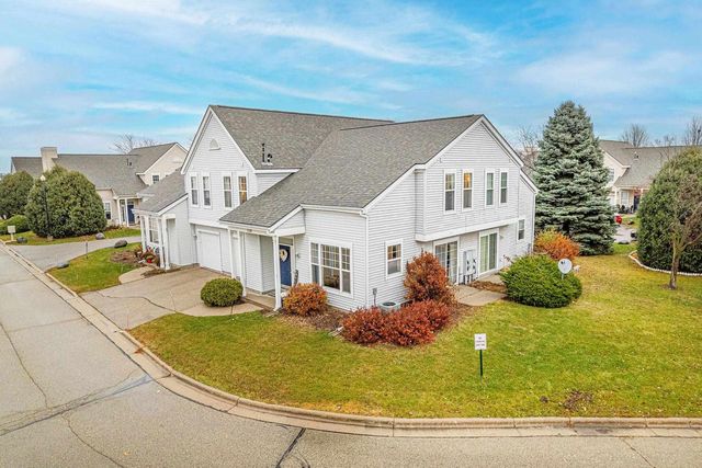 2831 HOLBORN Circle, Madison, WI 53718