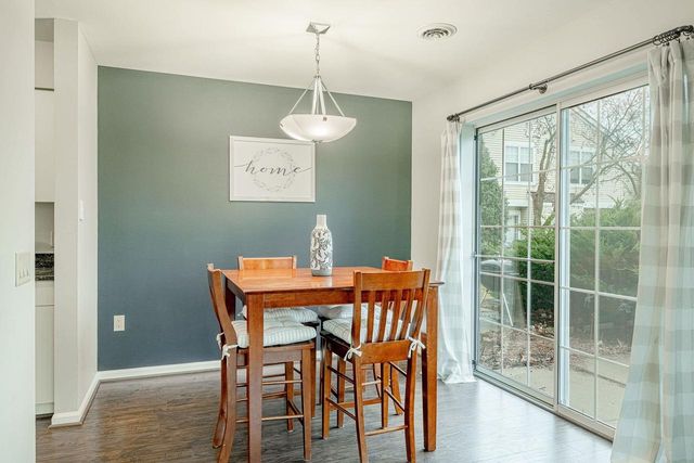 2831 HOLBORN Circle, Madison, WI 53718