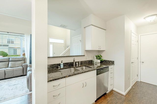 2831 HOLBORN Circle, Madison, WI 53718