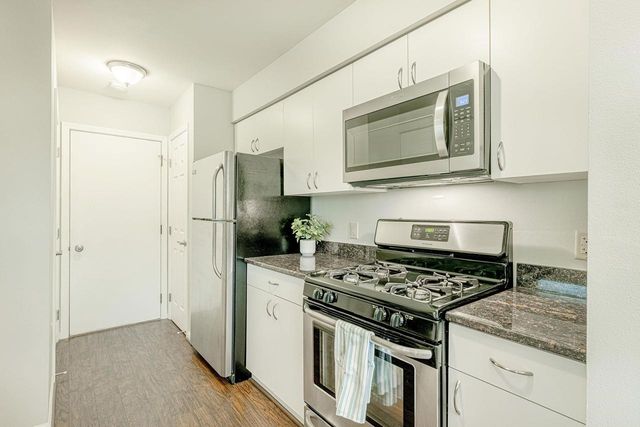 2831 HOLBORN Circle, Madison, WI 53718