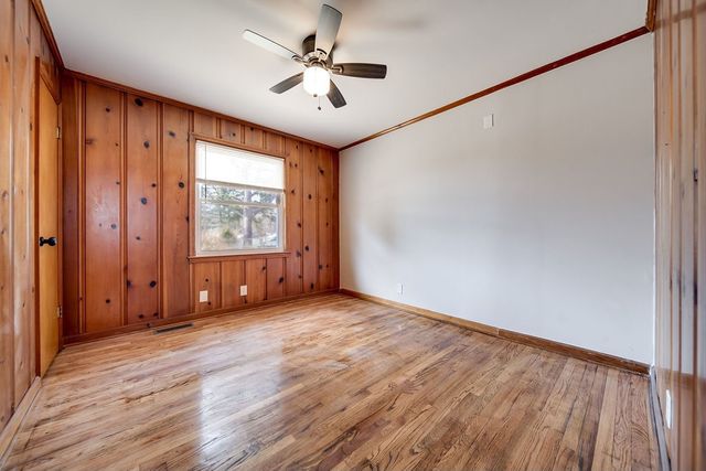 850 Glendale Dr, Clarksville, TN 37043