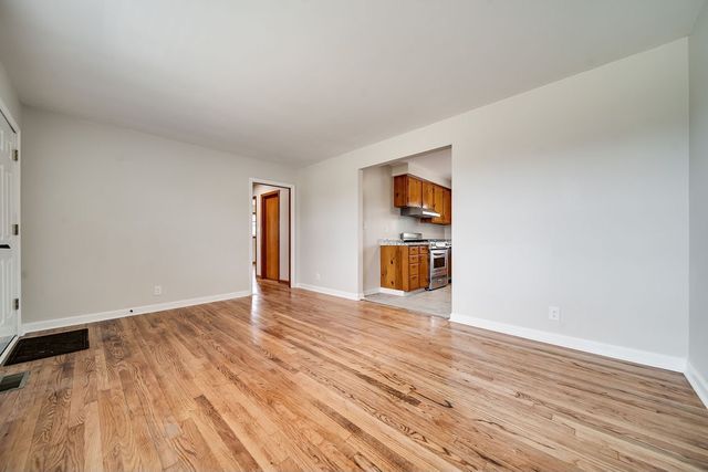 850 Glendale Dr, Clarksville, TN 37043