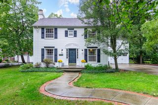 20964 Thorofare Road, Grosse Ile Township, MI 48138