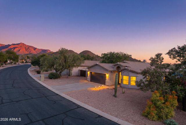 6773 E LAS MANANITAS Drive, Gold Canyon, AZ 85118