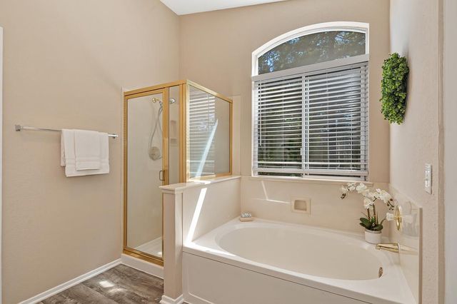 8749 White Cedar Ln, Elk Grove, CA 95758