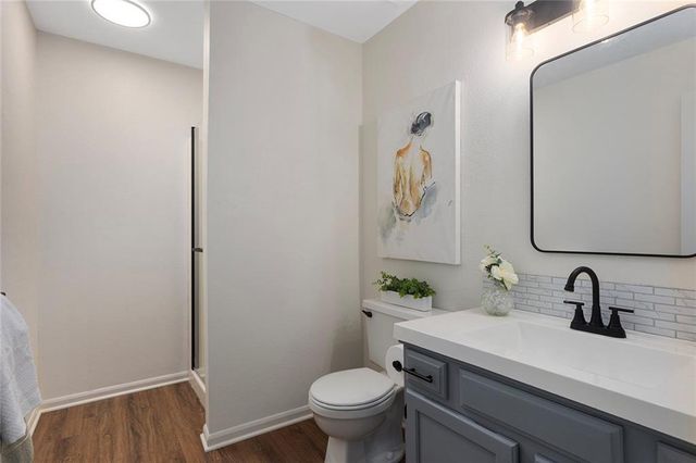 308 17th Avenue N, Greenwood, MO 64034