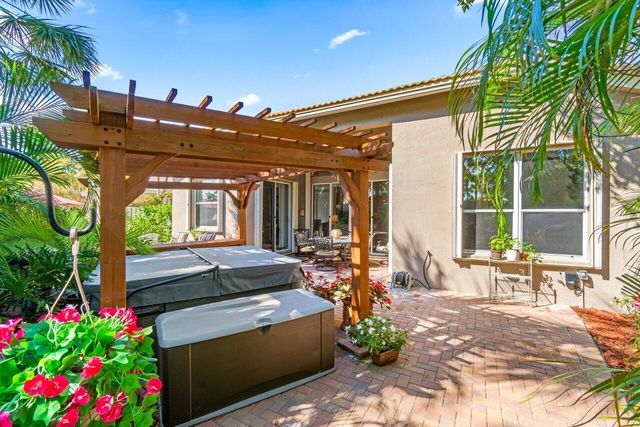 6944 Southport Drive, Boynton Beach, FL 33472