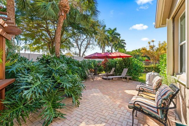 6944 Southport Drive, Boynton Beach, FL 33472