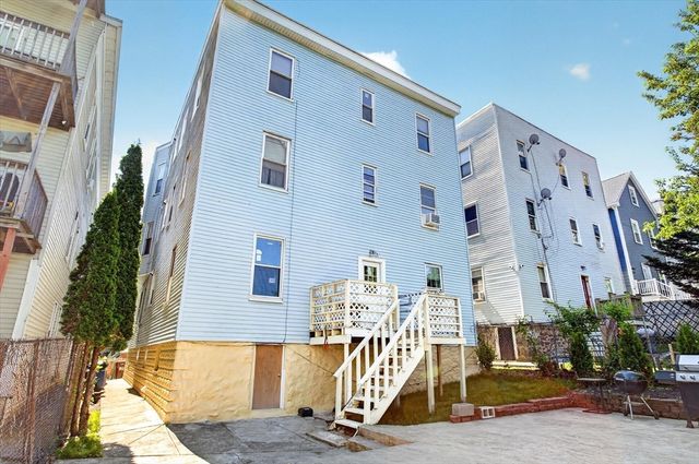 34 Sumner St 3, Revere, MA 02151