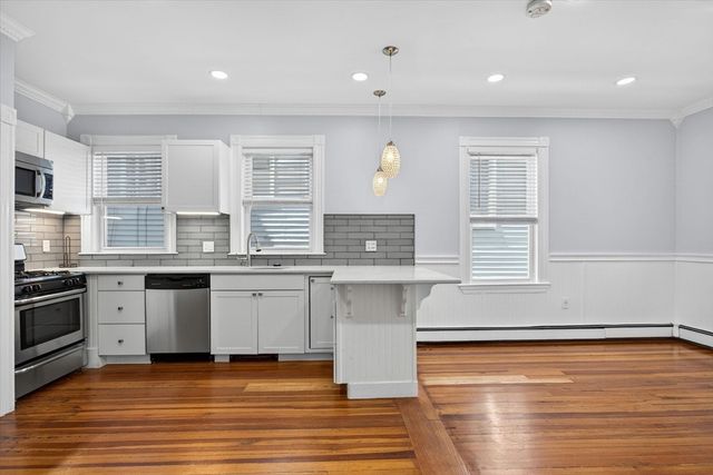 34 Sumner St 3, Revere, MA 02151